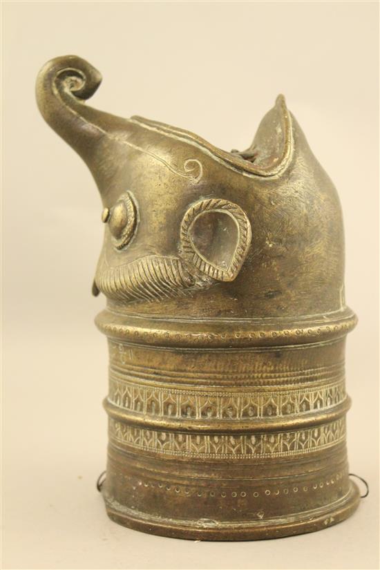 A Southern Indian bronze Palanquin finial, probably Kerala, 17th / 18th century, 20cm